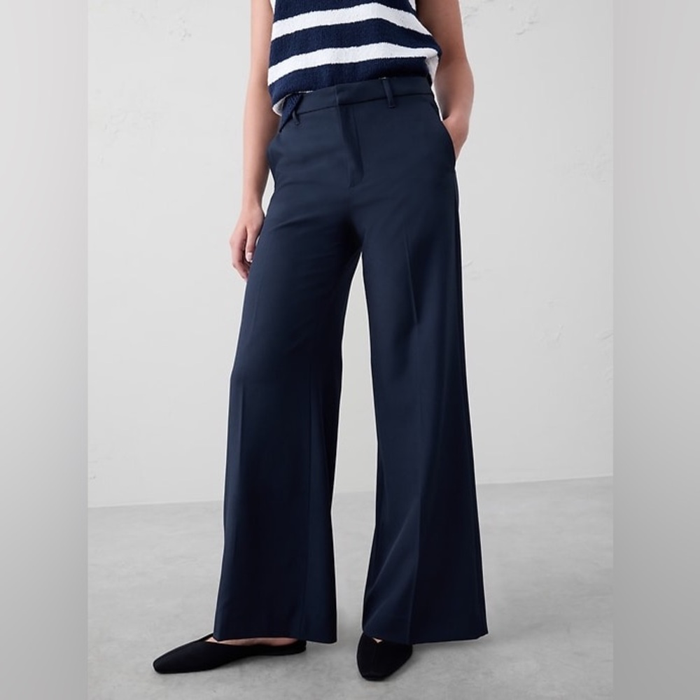 Banana Republic Wide-Leg High-Rise Sculpted Trouser